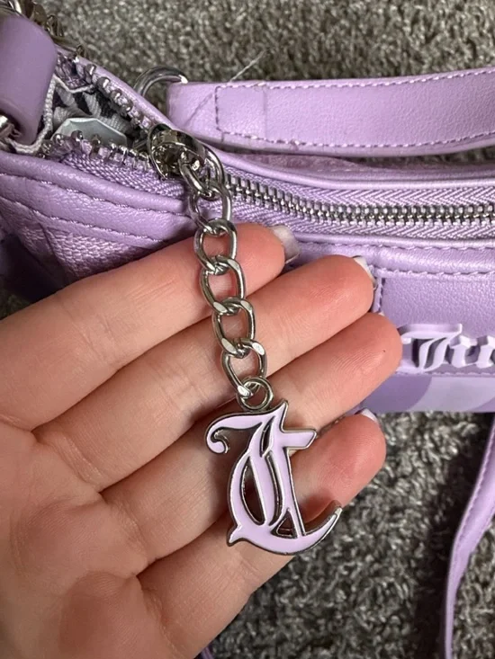 Juicy Couture Exclusive State of my Heart Shoulder Lavender Logo Bag - Picture 8 of 12